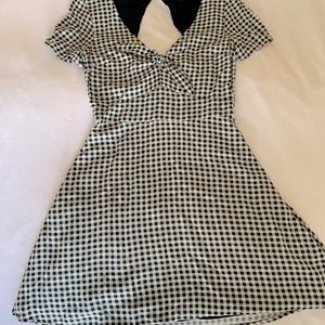 A&F Short sleeve tie front dress